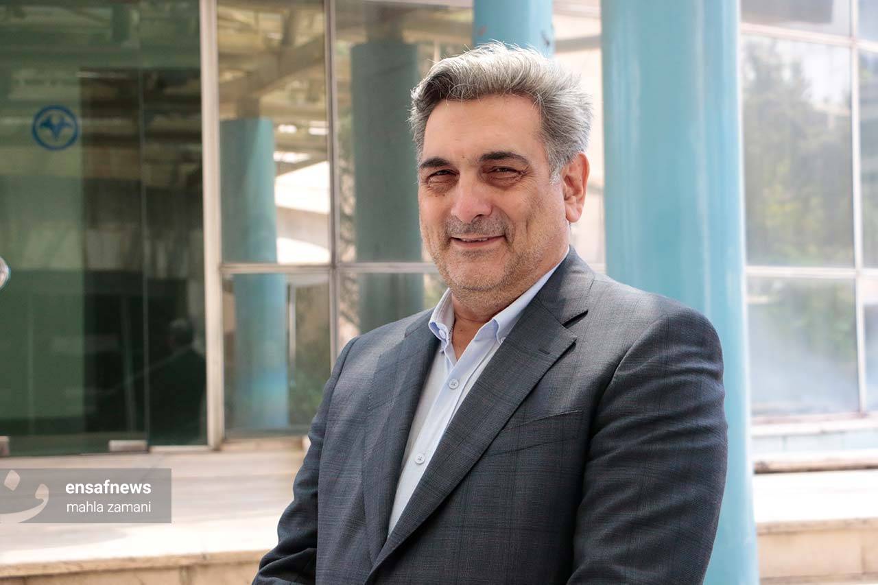 پیروز حناچی: مبارزه با فساد به رویه است نه دم زدن از ارزش‌ها