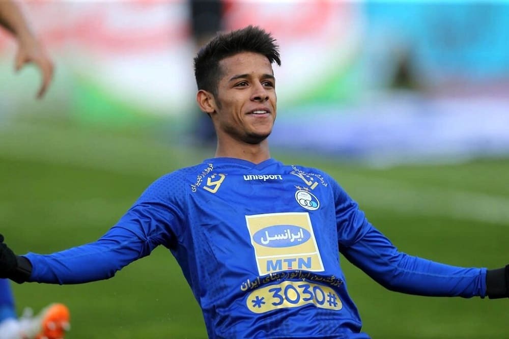 مهدی قائدی به استقلال پیوست ؛ انفجار بمب نقل و انتقالات در روز باخت آبیها