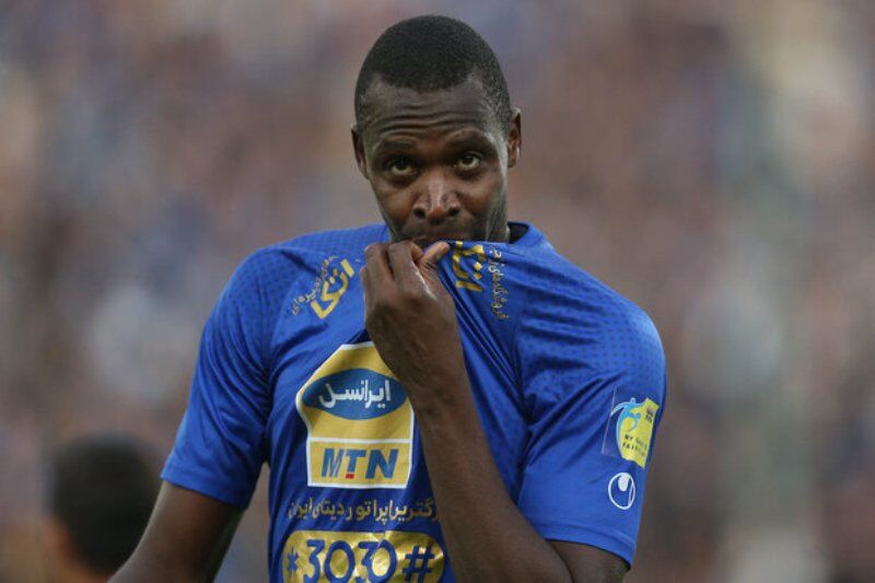 شیخ دیاباته به پرسپولیس پیوست ؛ شیخ بالاخره یاغی شد