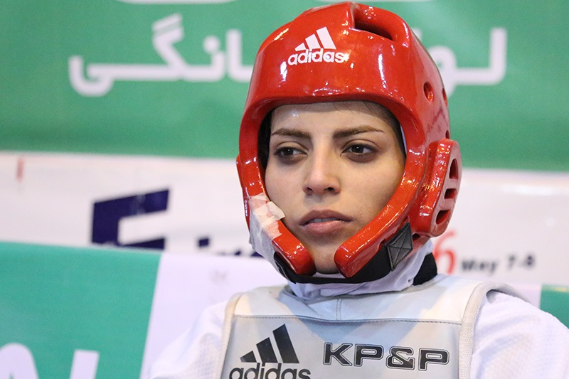 خداحافظی اکرم خدابنده از تیم ملی ؛ کاپیتان تیم ملی تکواندو به حرمت قلبهای غمگین مردم خداحافظی کرد