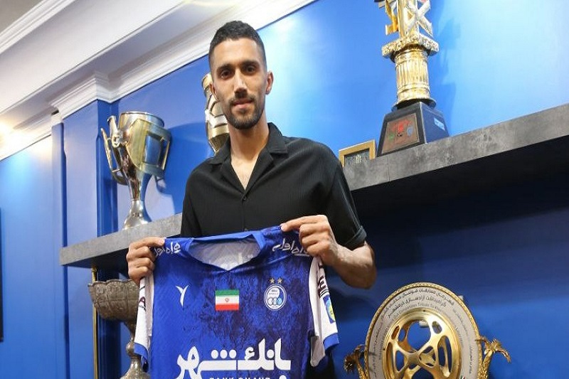 سید حسین حسینی با استقلال تمدید کرد ؛ کاپیتان بازهم بعد از خداحافظی ماند