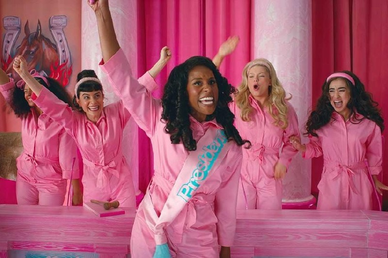 فیلم باربی ؛ از ابتکار گرافیکی صفحهی نخست گوگل تا نقدها به این فیلم