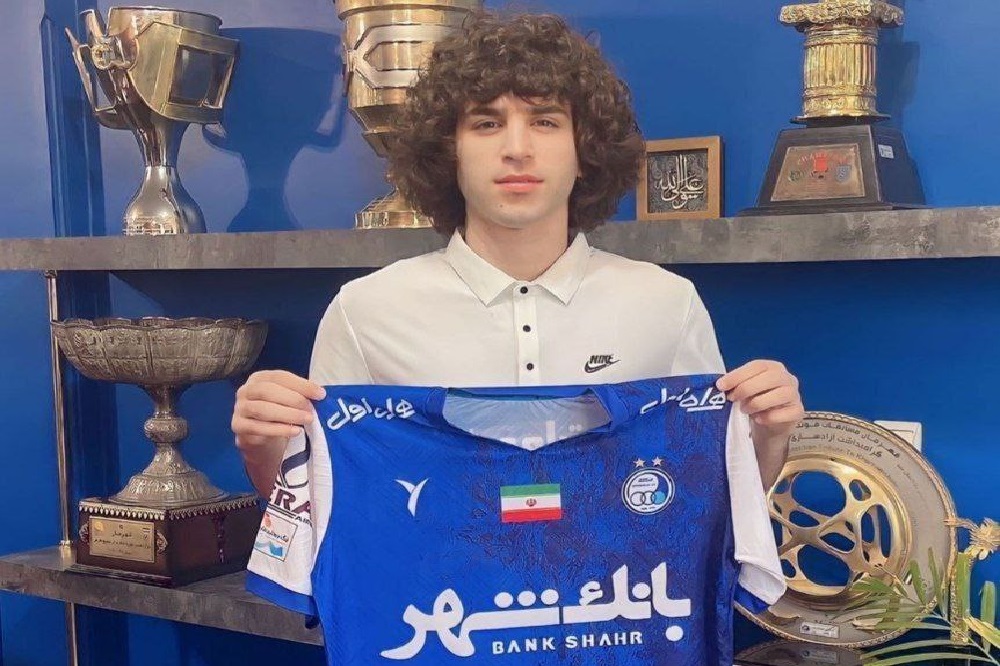 منتظر محمد به استقلال پیوست + ویدیو | کاپیتان تیم ملی امید عراق به جای کاپیتان تیم ملی امید ایران