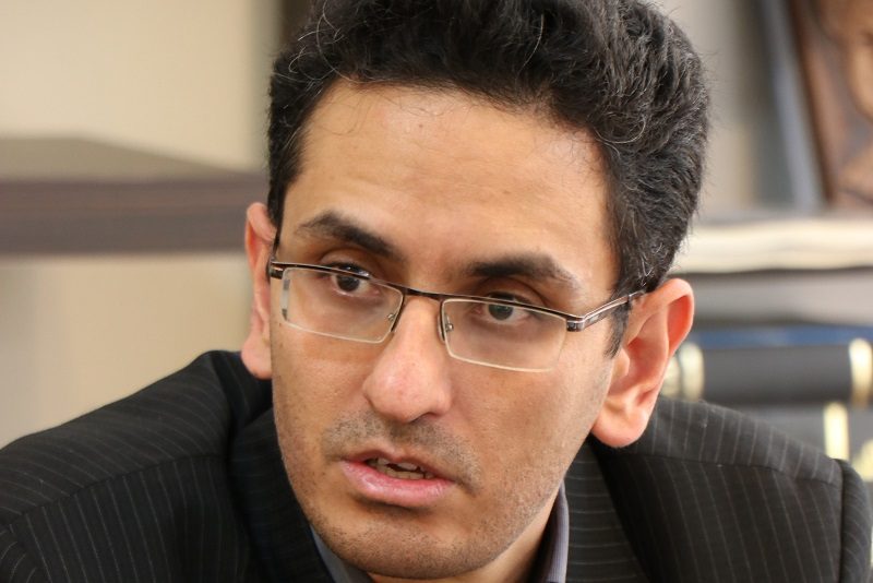 «باید مخاطرات عدم مشارکت در انتخابات را با مردم بازگو کرد»