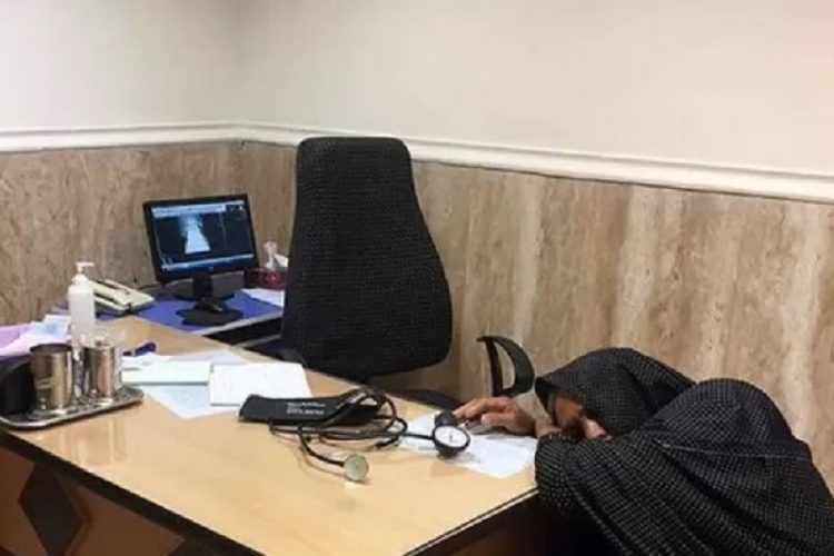 مرکز جامع سلامت قلعه رئیسی دهدشت پزشک ندارد