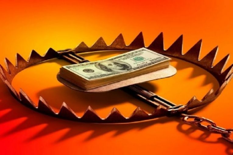 «متهمی با ۲۰ میلیارد ریال کلاهبرداری در خرمآباد دستگیر شد»
