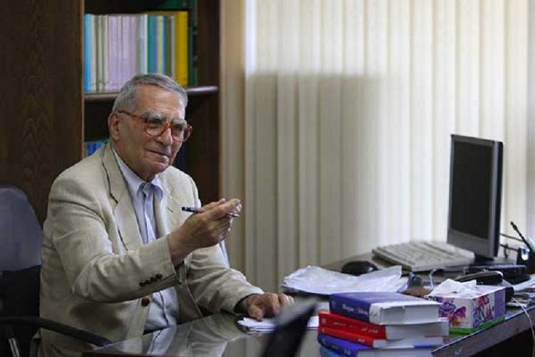 گفتوگو با کریم مجتهدی درباره نسبت فلسفه و ترجمه