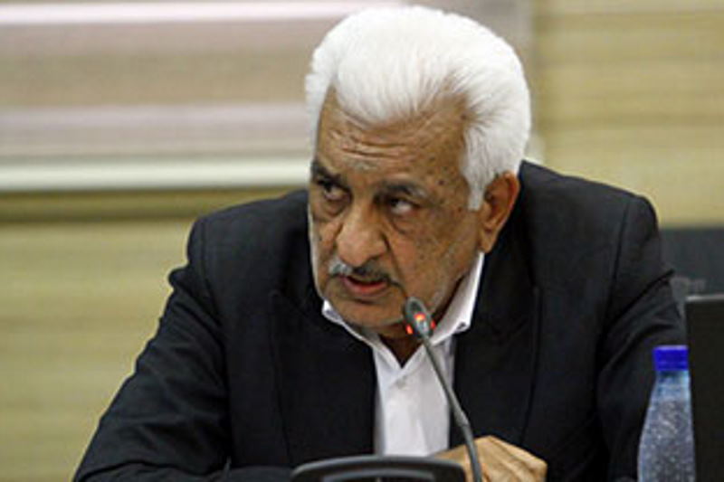 «آذرماه یادآور مبارزات دانشجویی و مظلومیت کشته‌شدگان زنجیره‌ای»