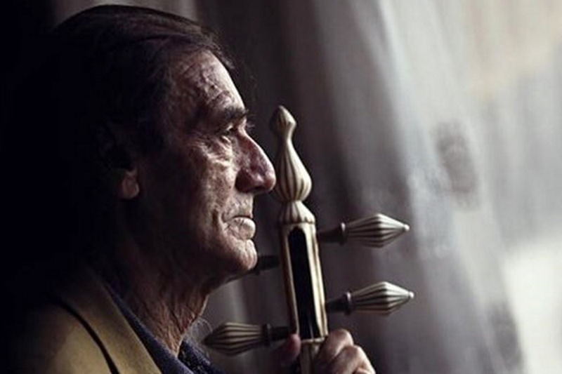 «باید هنرمندان پیشکسوت لرستان به نسل جوان معرفی شوند»