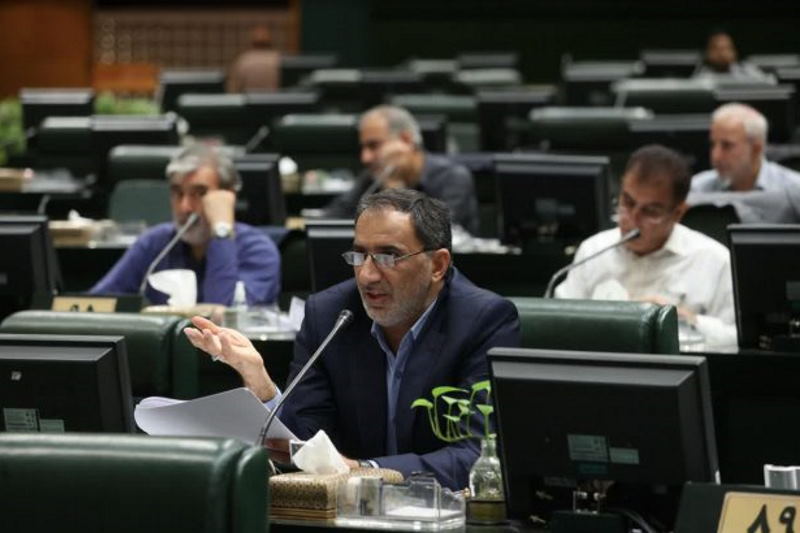 نماینده اهواز در مجلس: مدارس دولتی از پرداخت هزینههای برق، گاز و آب معاف شدند