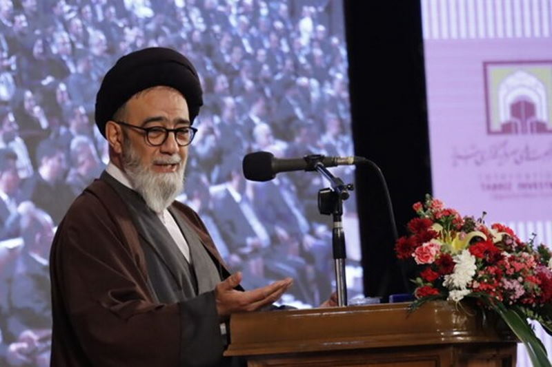 امام جمعه تبریز: نتایج دیپلماسی اقتصادی باید در سفره مردم دیده شود