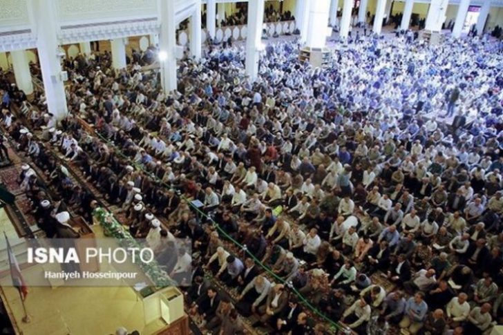 امام جمعه شیراز: دولت قدرت خرید مردم را بالا ببرد