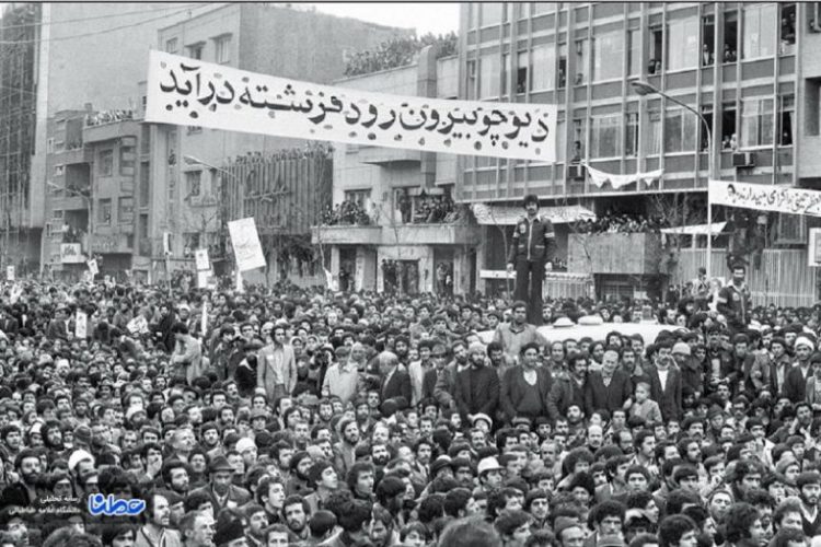 خاطرات هاشمی ۲۲ بهمن سال 79 | انقلاب به سبک ایران و حركت به سوى دموكراسى و آزادى