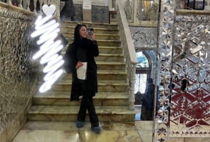 ویتنی رایت در ایران است؟