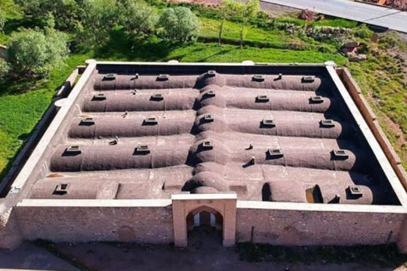 کاروانسرای گویجه بئل اهر؛ متفاوت ترین کاروانسرای ثبت شده ایران و جهان