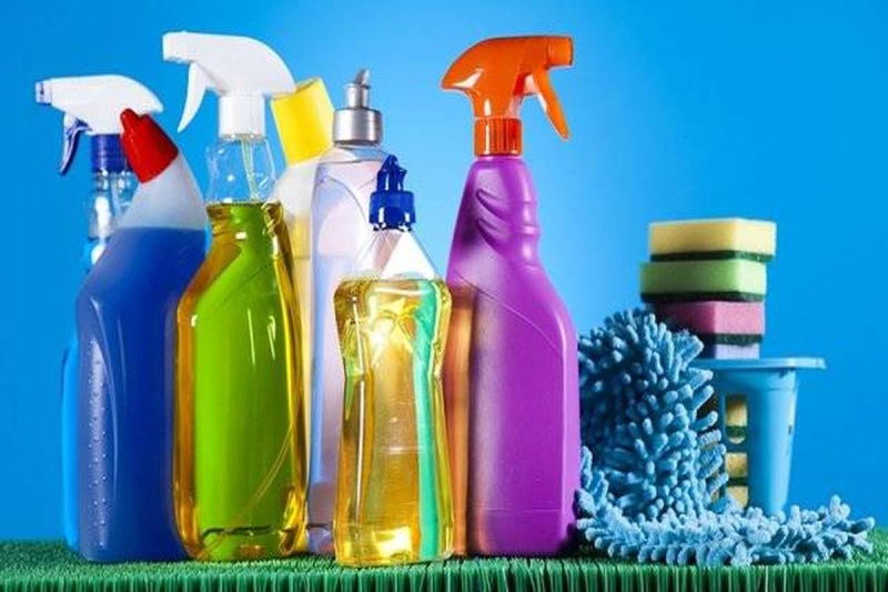 مراقب مسمومیت با مواد شوینده باشید