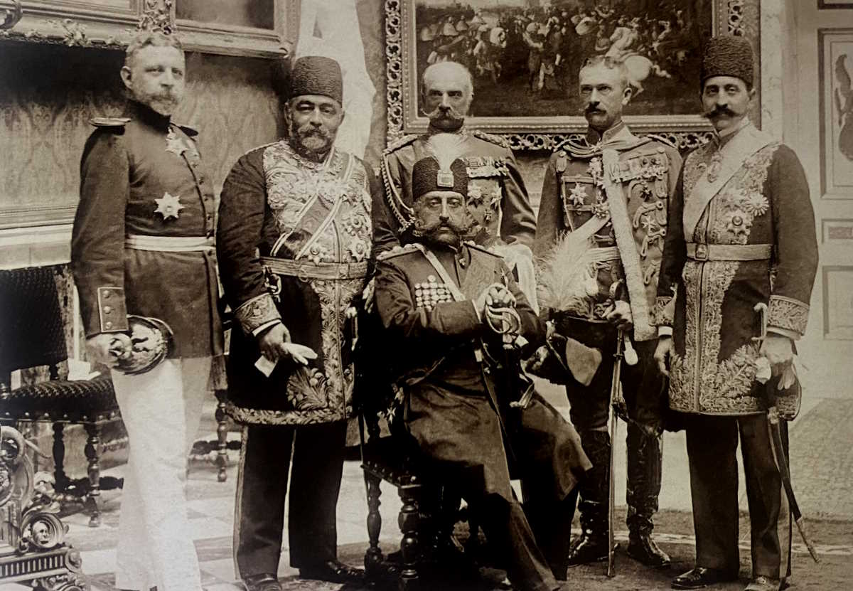 شاه قجر در سفر