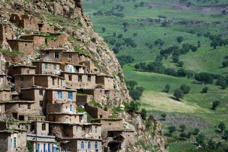 تغییر شغل بعضی کولبرها پس از ثبت جهانی اورامانات