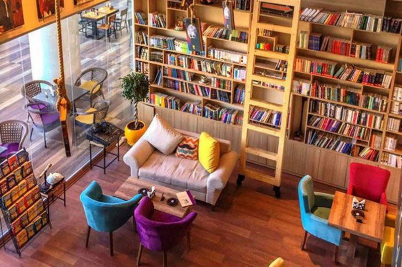 کتابخانهها موفقترند یا کافه کتابها؟