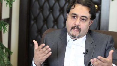 وزیر یا عمو سبزی فروش؟