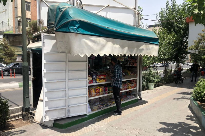 بازی با جان در دکههای زرآباد زاهدان