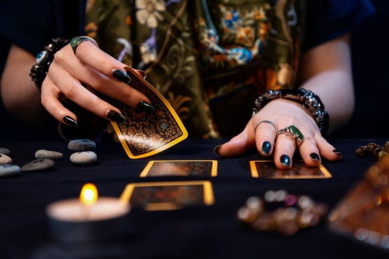 فال ترکیبی و شمعتراپی برای بازشدن بخت