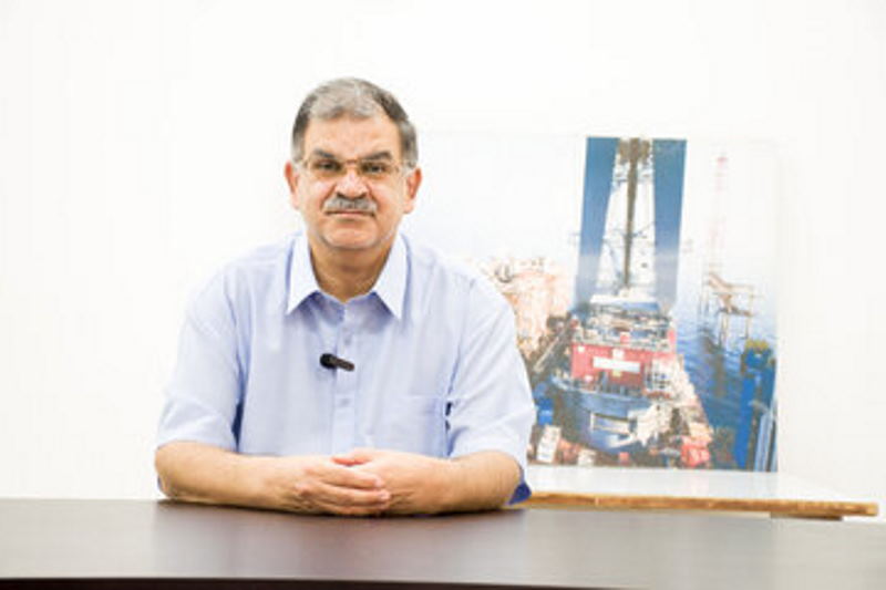 بازنشستگی پیش از موعد استاد پرافتخار دانشگاه صنعت نفت