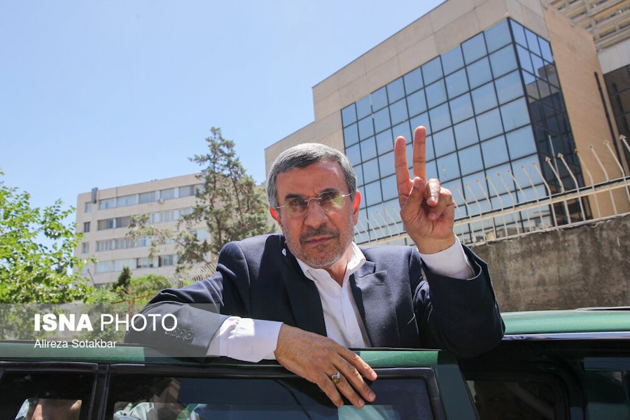 مخالفت احمدینژاد با مذاکرات جاری