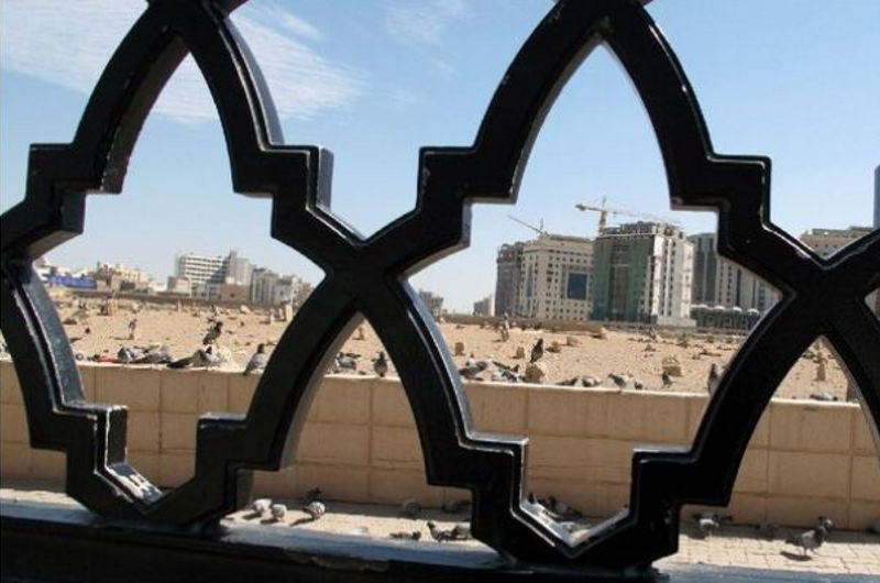 «تخریب قبور ائمه بقیع نمادِ وحشیگری است»