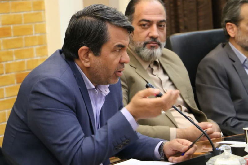 انتقاد استاندار کرمان از کم کاری در ادارات