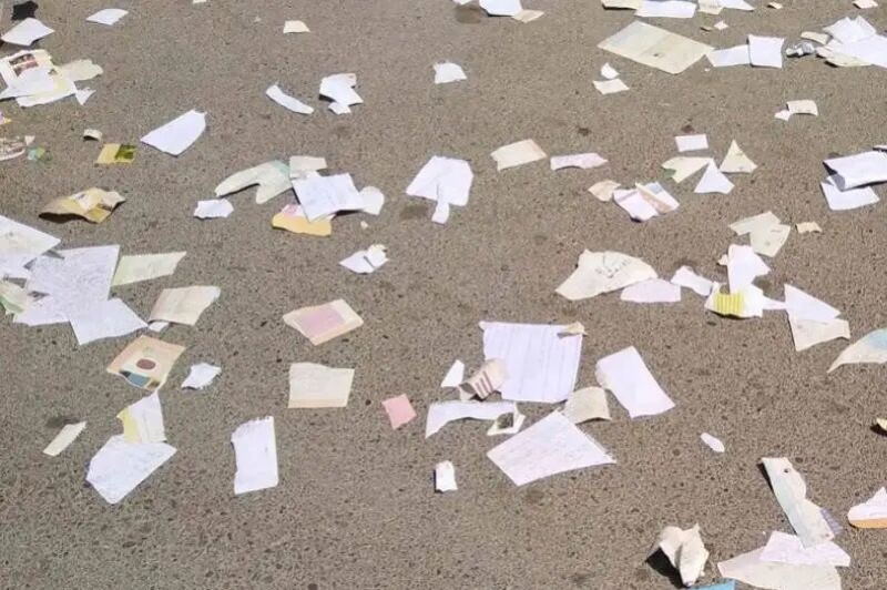 کتابهایی که که بعد از امتحانات پاره میشوند