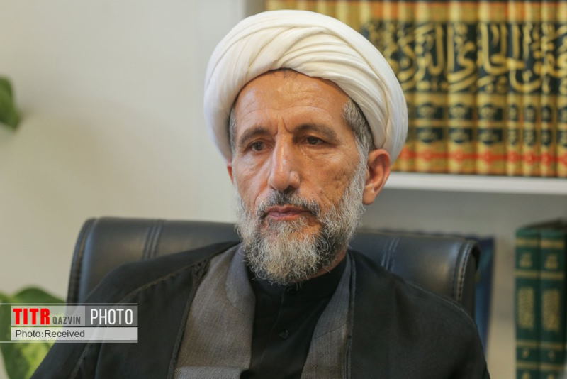 امام جمعه قزوین: مردم همواره از ما جلوتر هستند