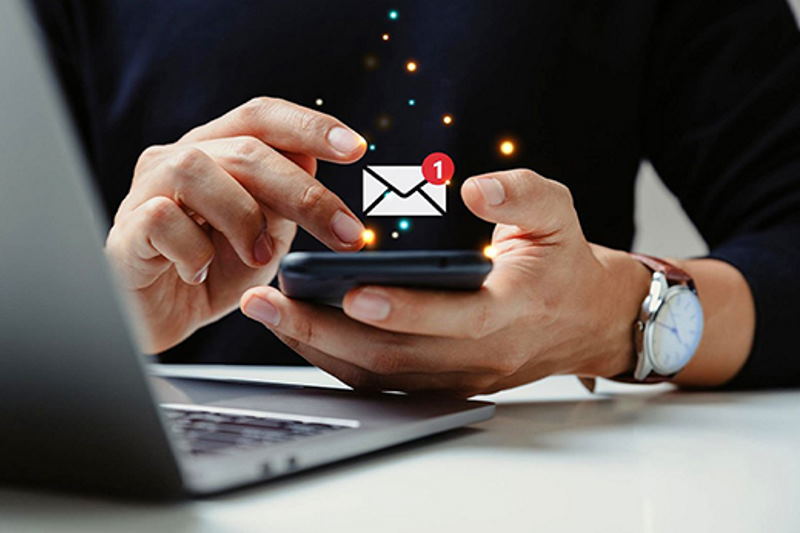 تماس‌های ممنوعه