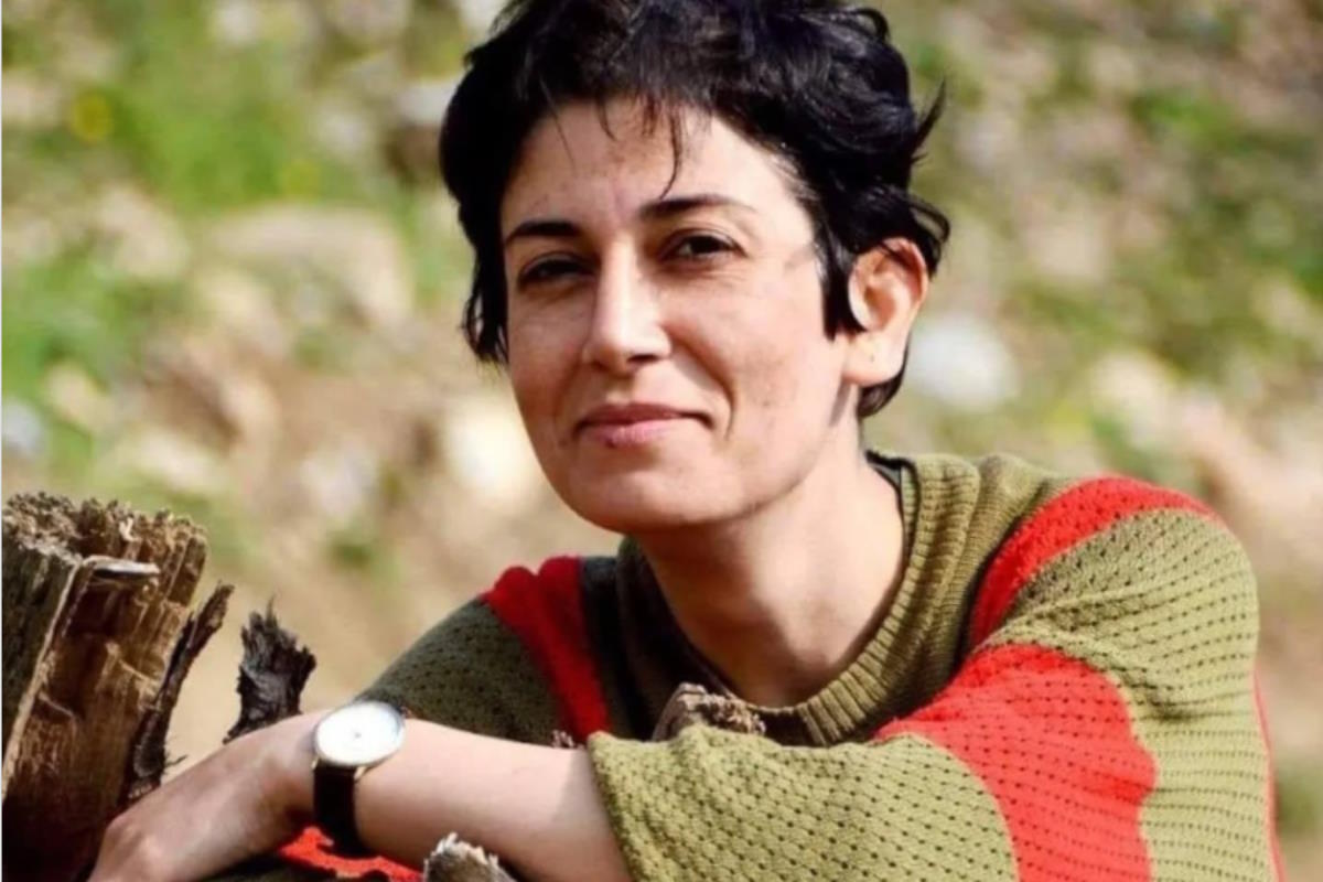 پخشان عزیزی